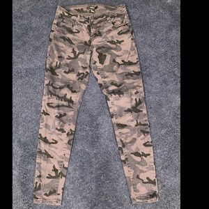 Forever 21 camo pants